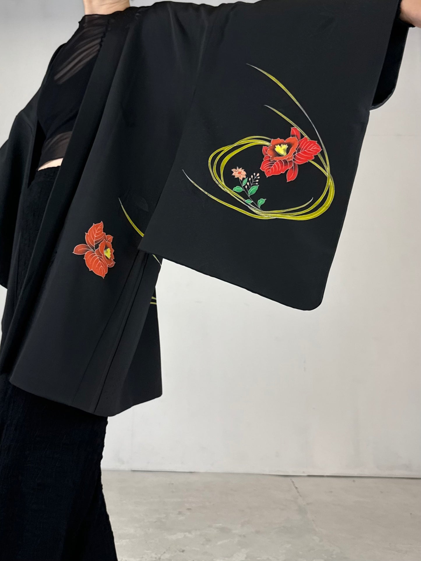 VINTAGE BLACK HAORI "youbana, showa, kamon"