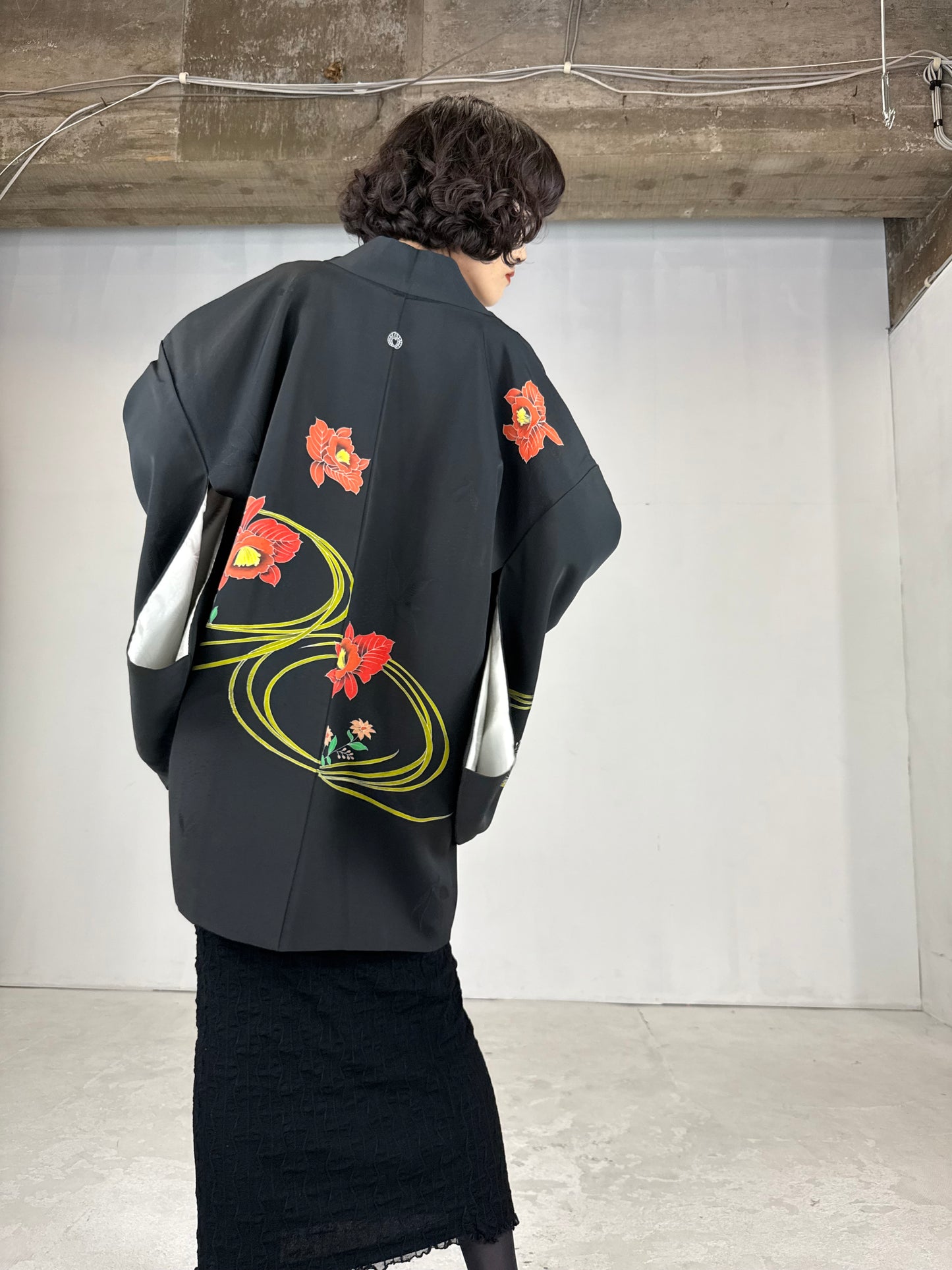 VINTAGE BLACK HAORI "youbana, showa, kamon"