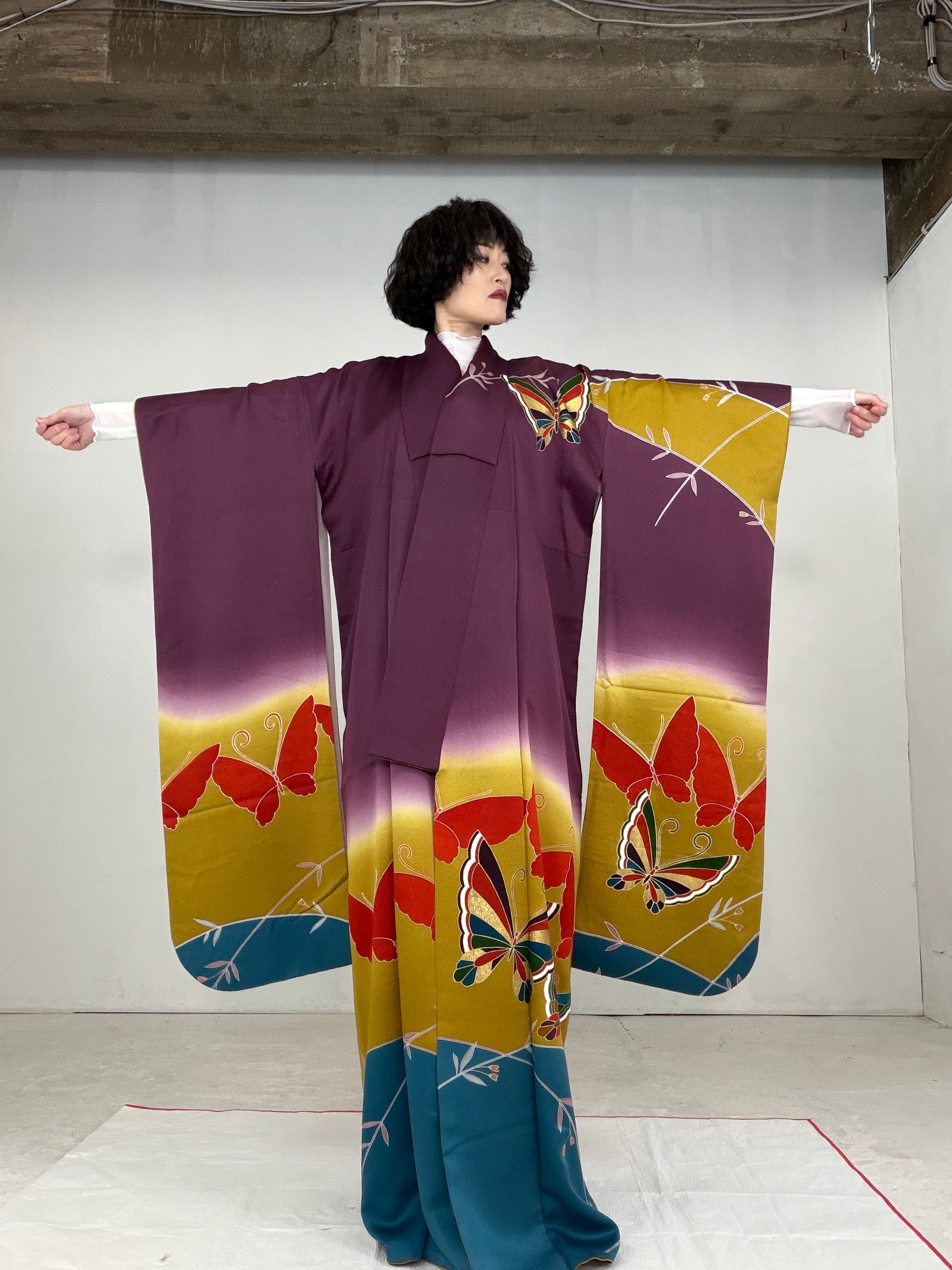 ピ*ス様 振袖Furisode 超美品japan vintage kimono Redefining the Vintage Furisode Collection 