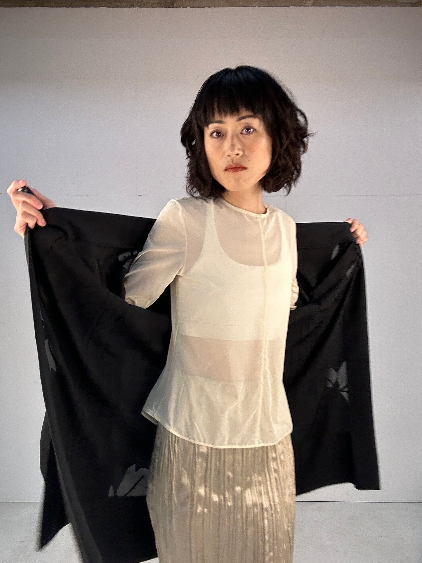 BLACK HAORI SHEER "crest,  plum flower"