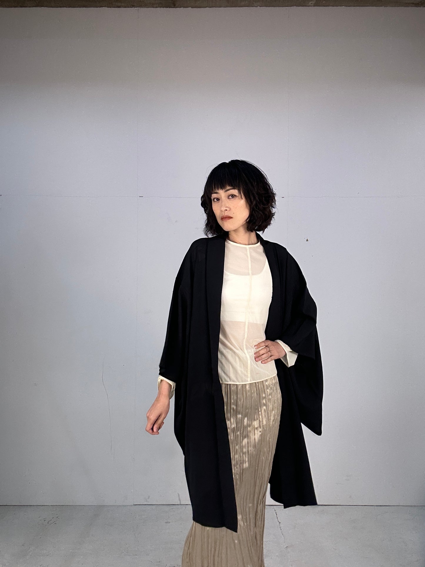 BLACK HAORI SHEER "crest,  plum flower"