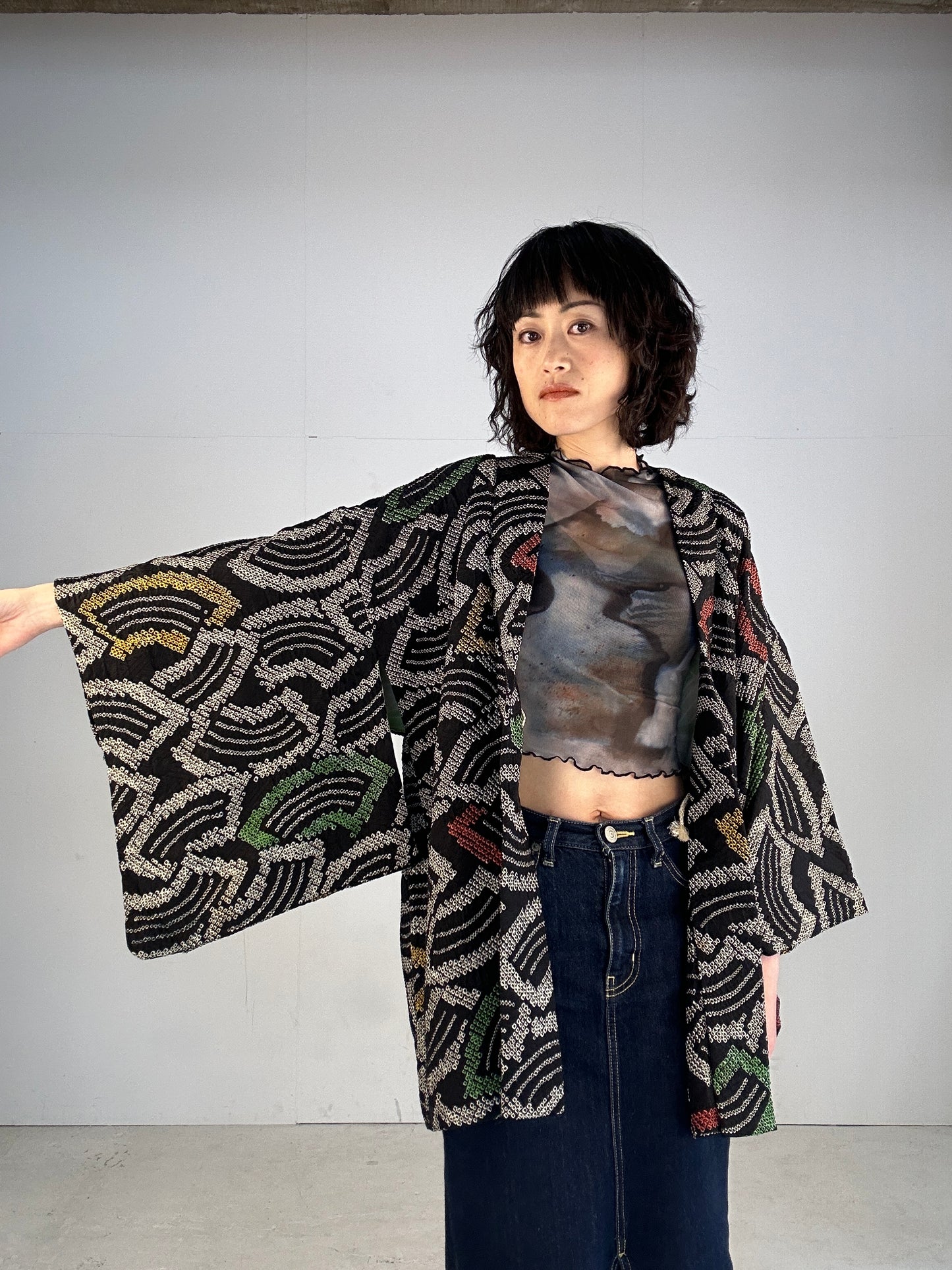 VINTAGE SHIBORI HAORI "black ougi"