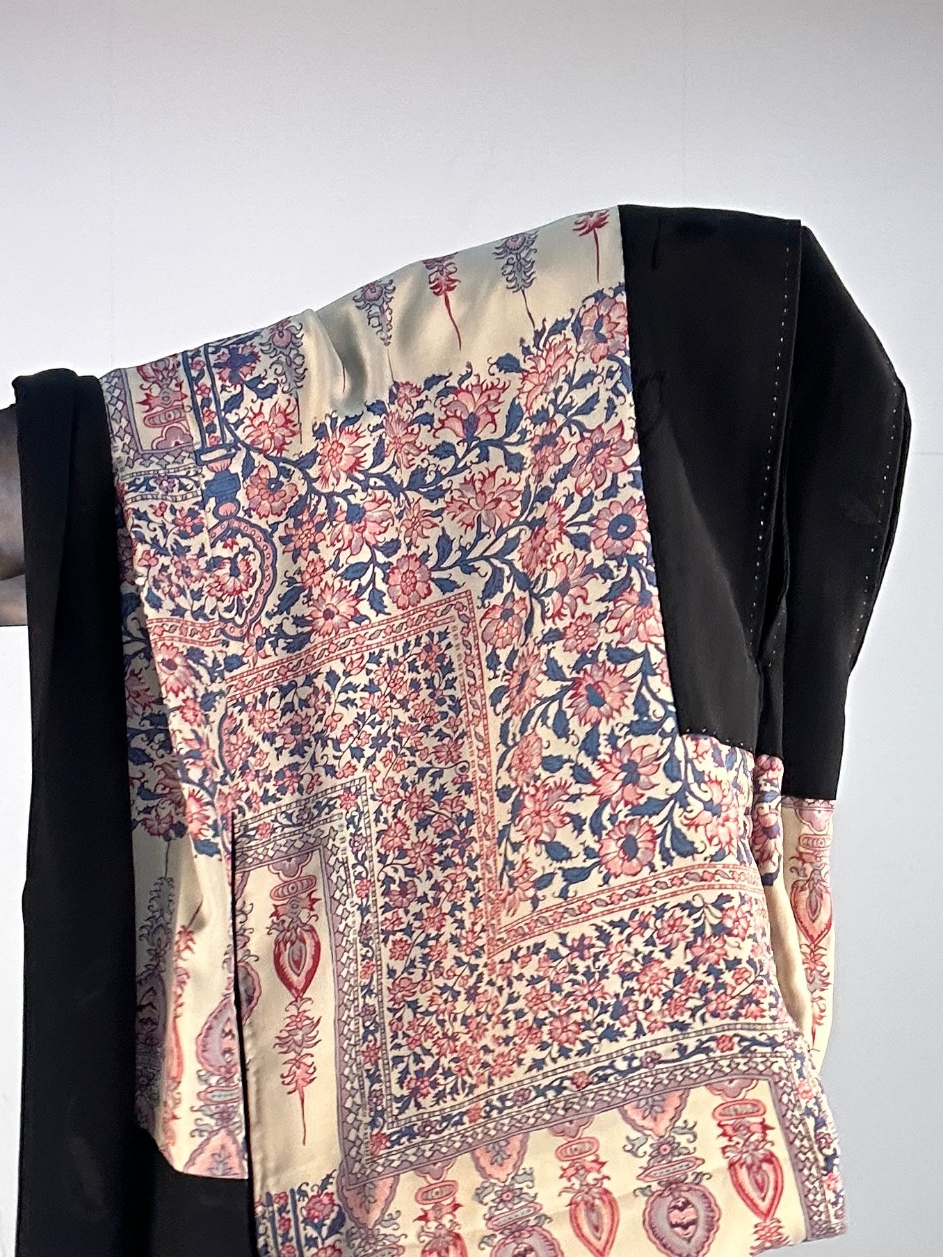 BLACK HAORI "antique paisley"