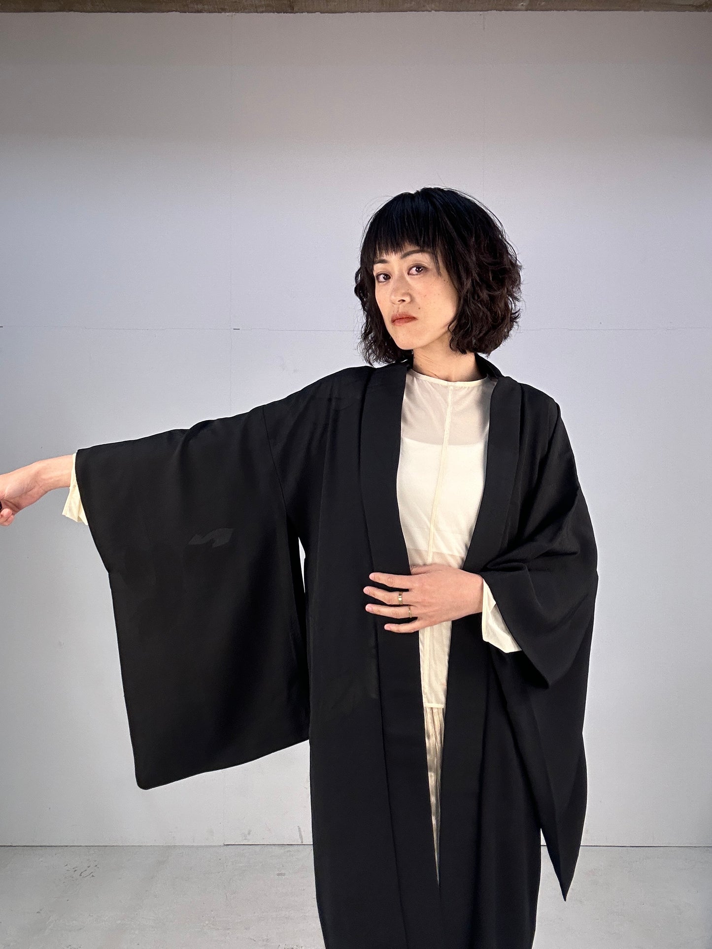 BLACK HAORI SHEER "crest,  plum flower"