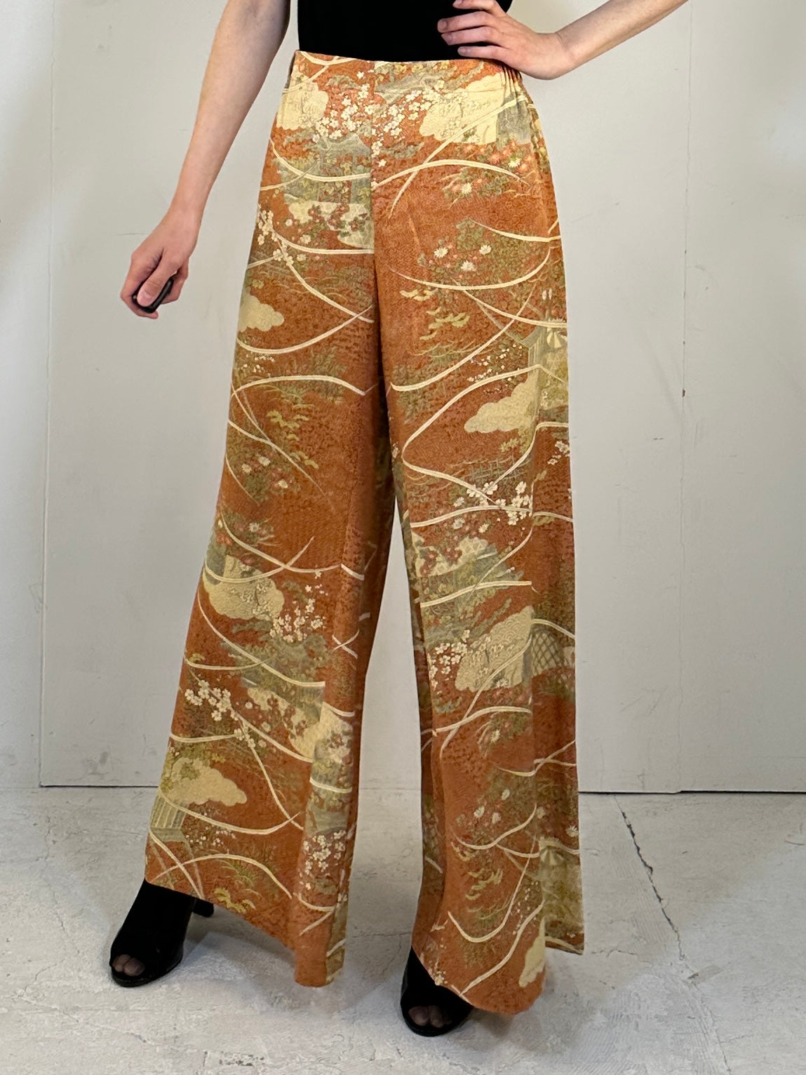 005_KIMONO DRESSY elastic waist pants upcycled from Japanese kimono